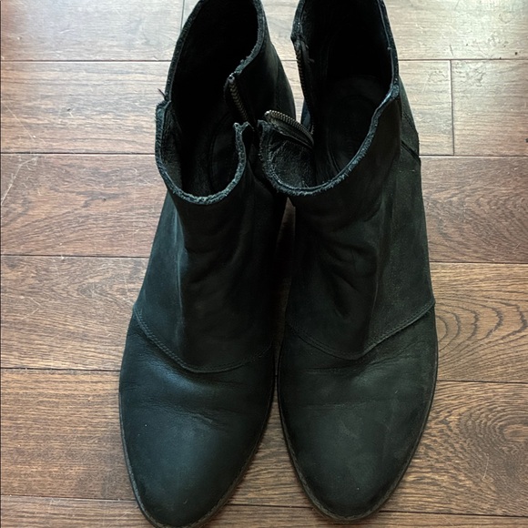 Women’s Wolverine leather boots - Picture 2 of 8